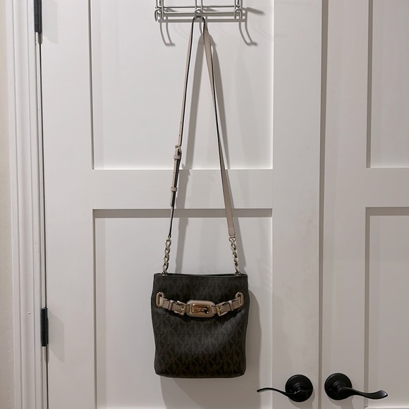 Michael Kors brown crossbody logo purse - Picture 2 of 6